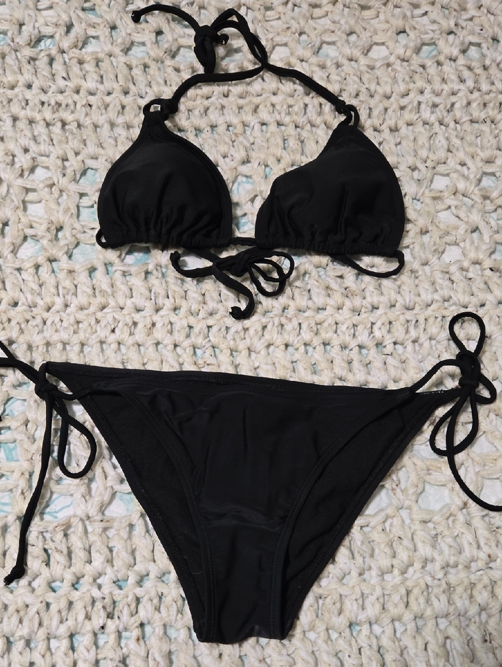 Roxy Classic Black Tie-Side Triangle Bikini